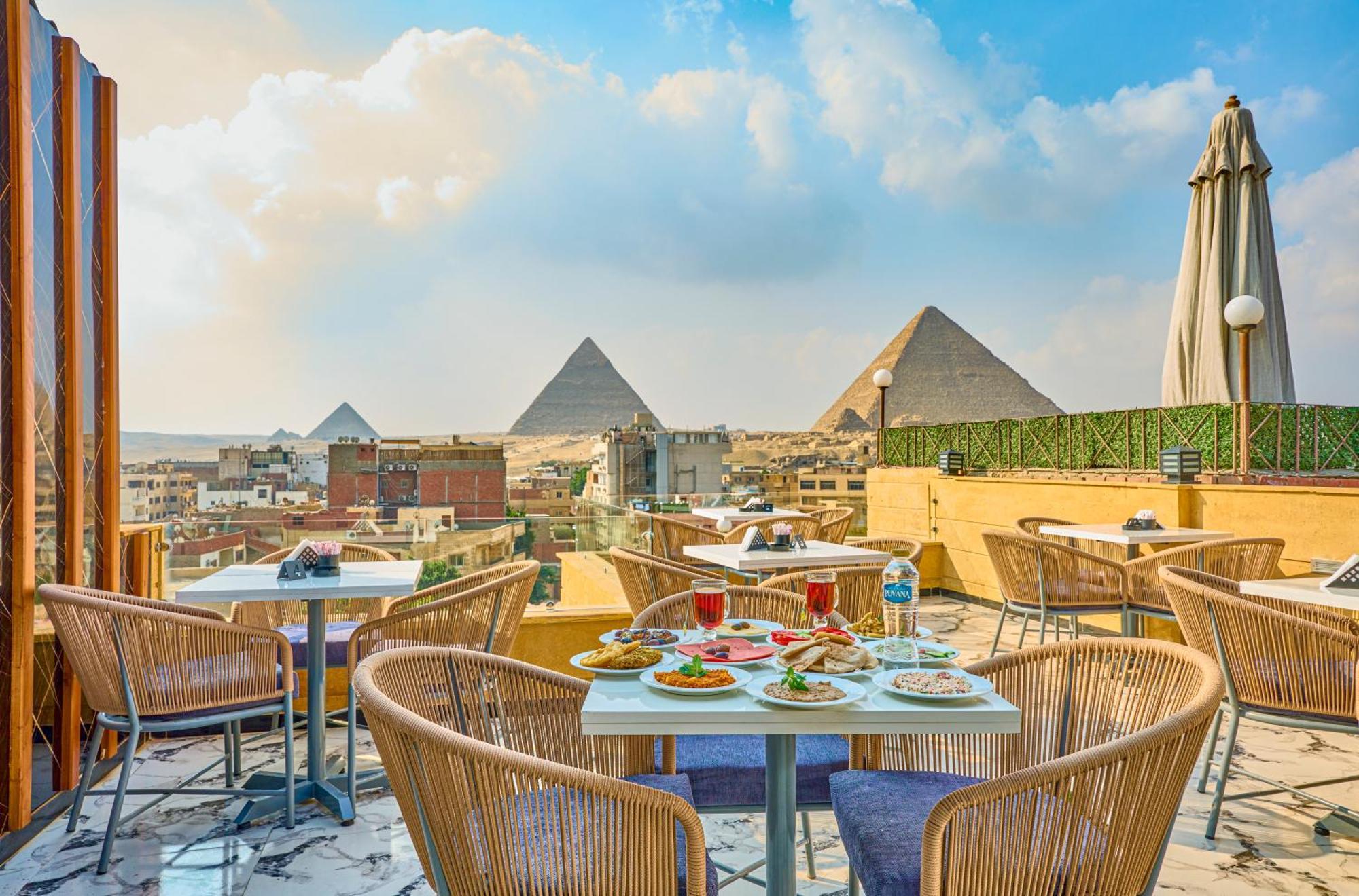 Hotel Cleopatra Tower Pyramid View Kafret el-Gabal Exterior foto